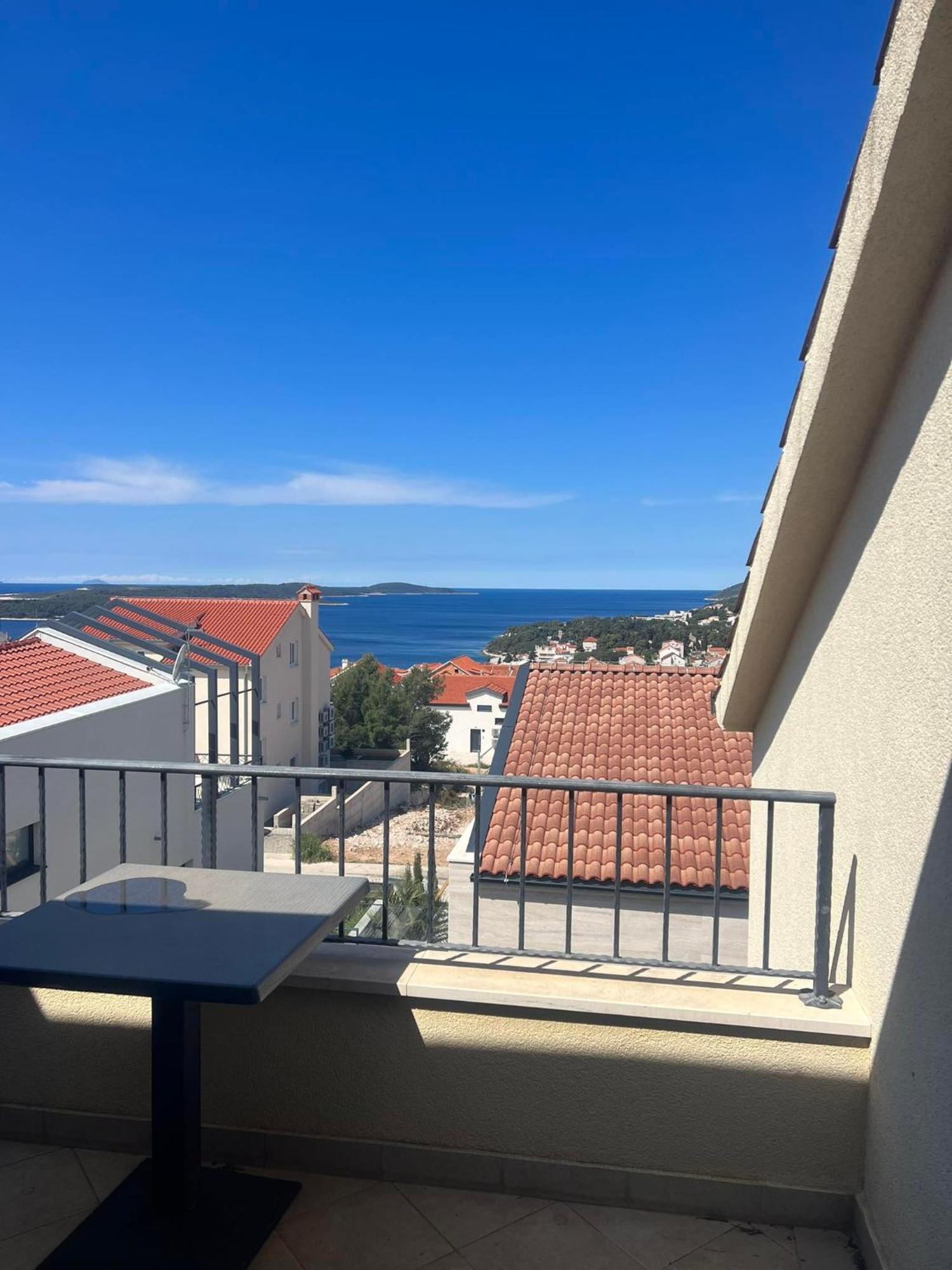 Villa Royale With Pool Hvar Town Extérieur photo